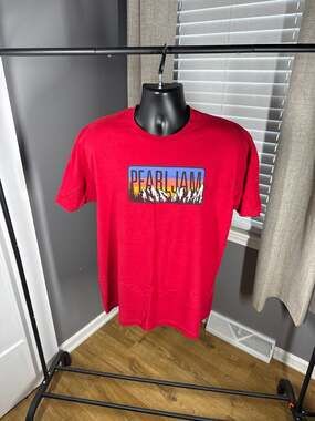 Pearl Jam 2014 North American Tour Concert T-Shirt Red XL